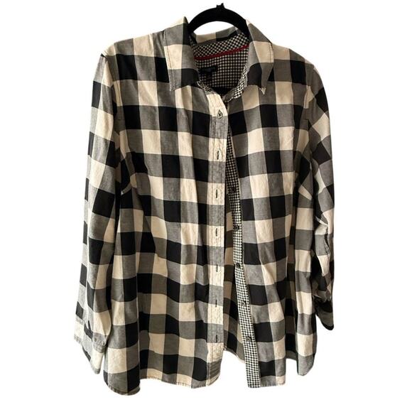 Talbots Tops - Talbots Sz 2X Black and White Cotton Plaid blouse